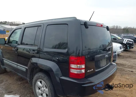 2010 Jeep Liberty Sport from USA, damaged, VIN 1J4PN2GK3AW122931